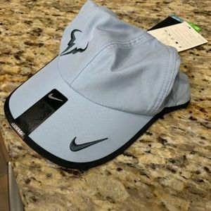 NWT Nike Rafael Nadal Featherlight Hat